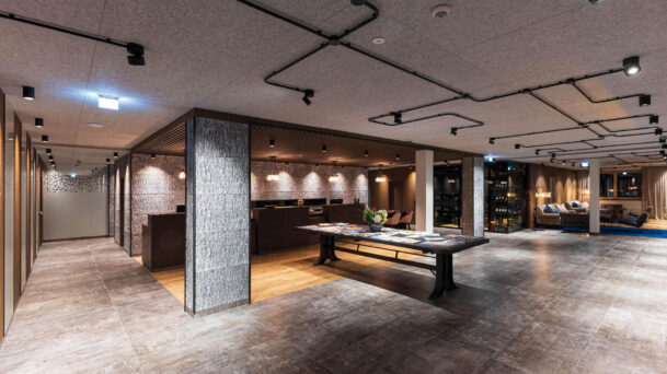 WS Sound Tirolerhof 1 Empfangshalle Hotel Tirolerhof mit WS Sound als Akustikdecke